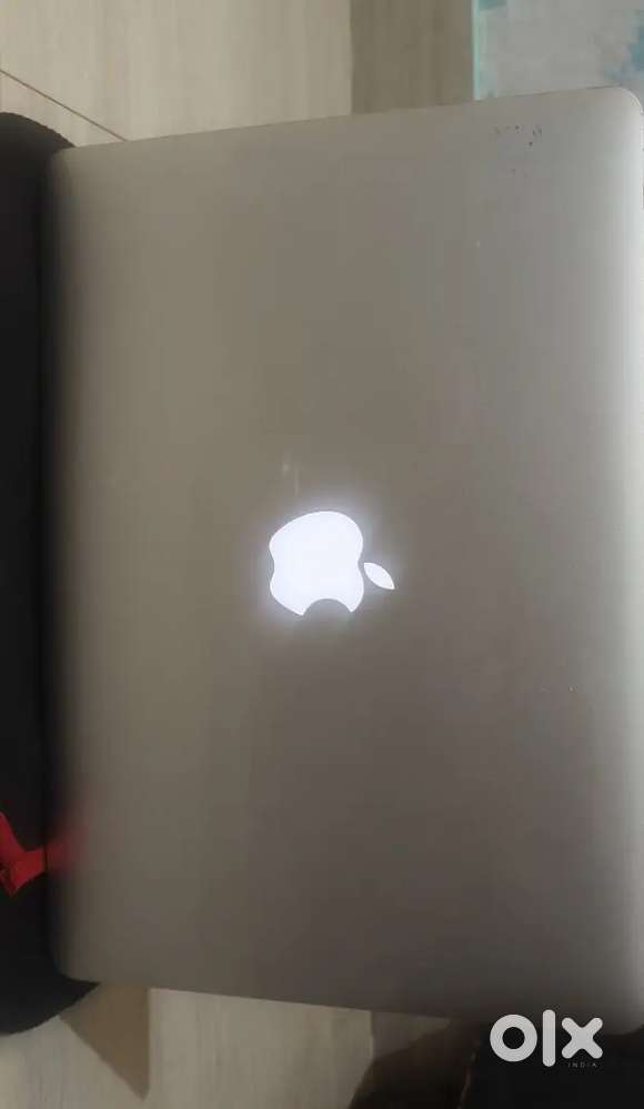 Apple leptop urgently बेचना हैं