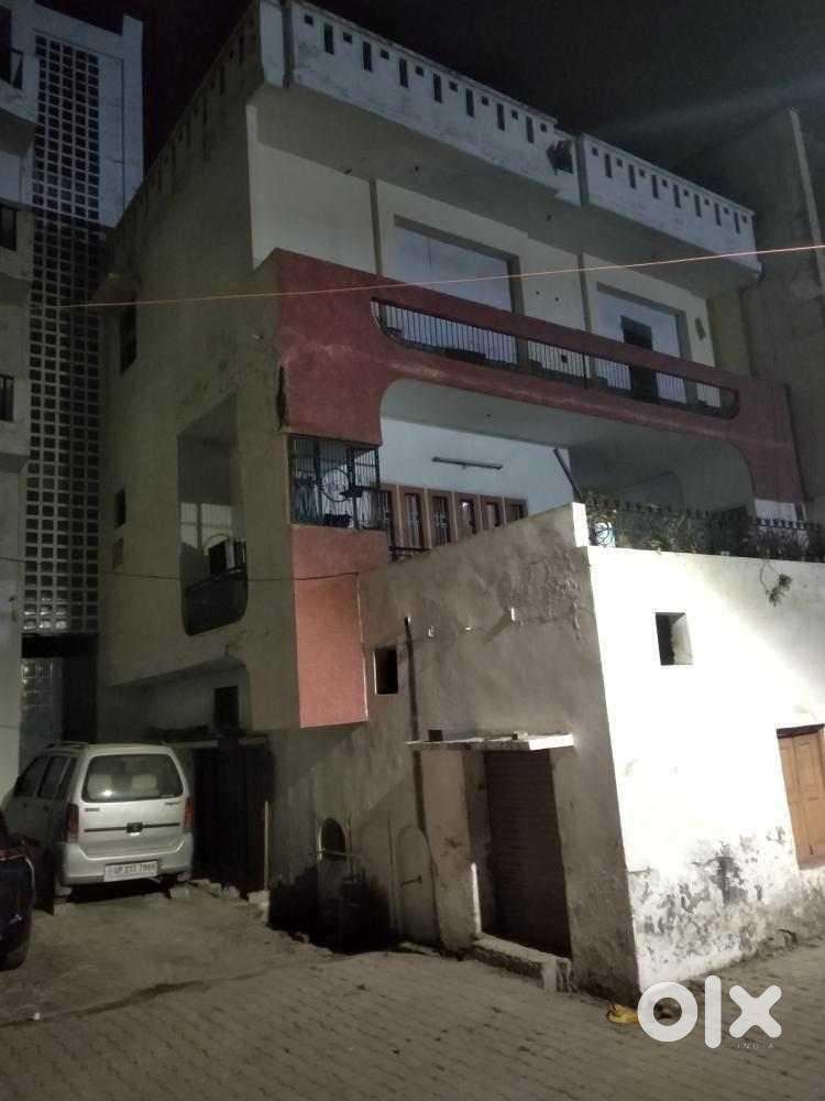 3 floor nd park facing