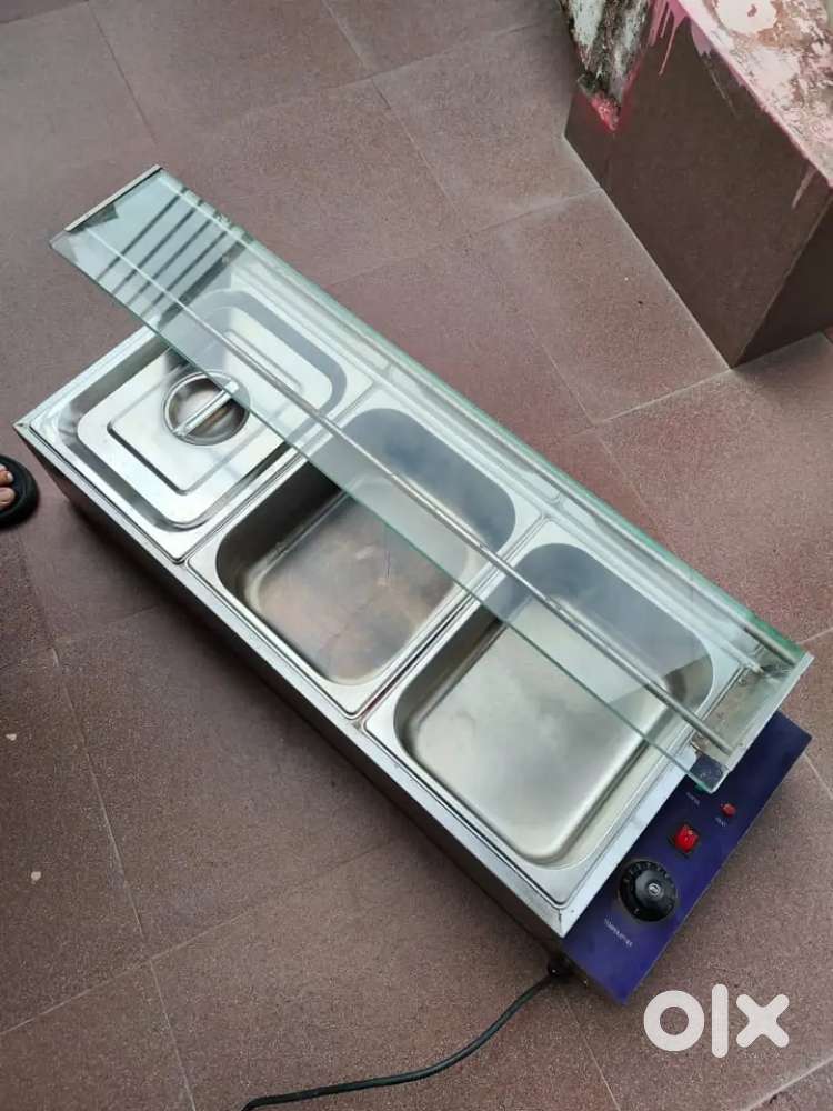 URGENT selling Bain Marie with 3 compartment 1 year old  Half Price.