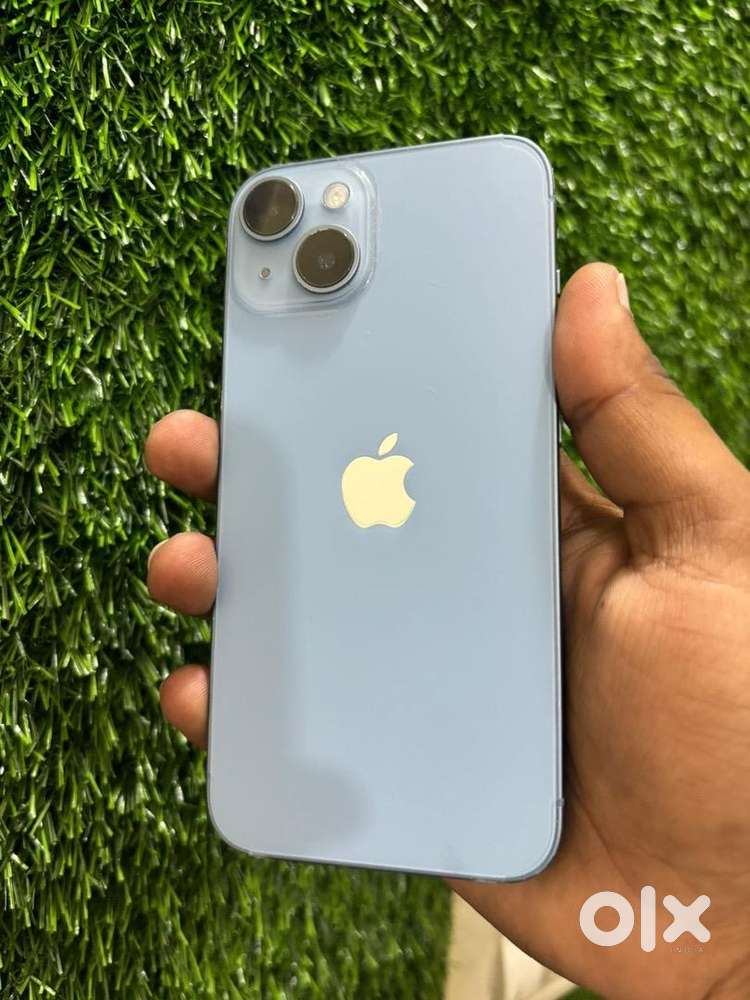 Iphone 14(128gb)-90% battery health with bill box and all accessories.