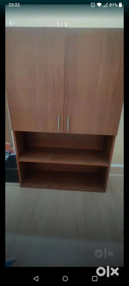 Sturdy ply wood shelf for 1000 books