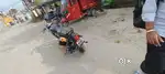 Old bullet electra bhot time se khadi h jisko bhi chiye contact karen