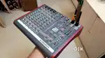 ALLEN &HEATH ZED-10
MULTIPURPOSE MIXER FOR LIVE
SOUND AND RECORDING