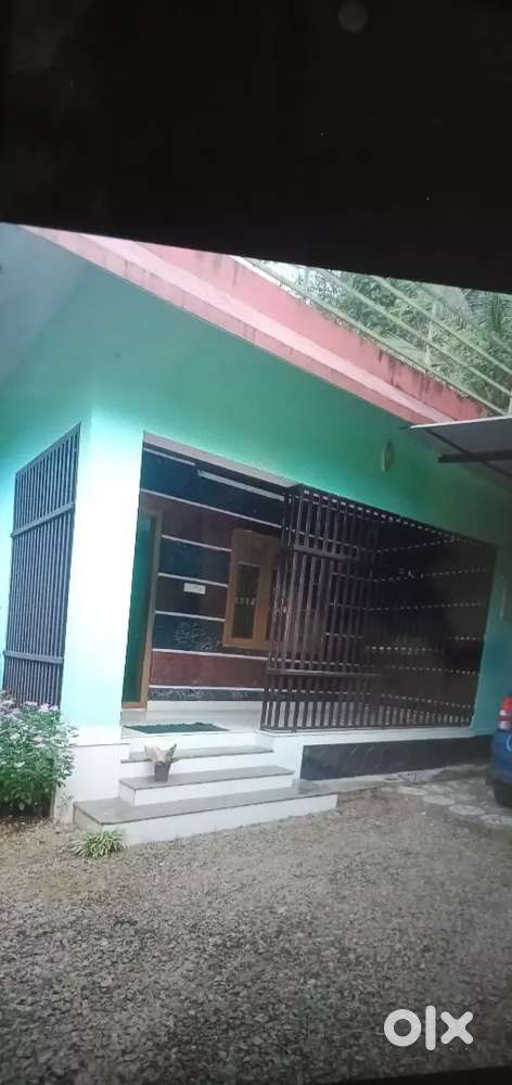 For sale :New House and 10cent plot