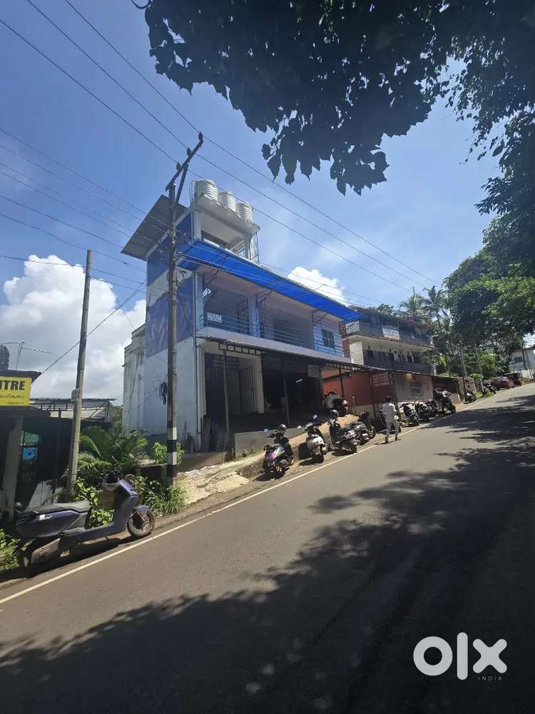 Half km to Secura center, 5 km to BMH and Aster Mimd