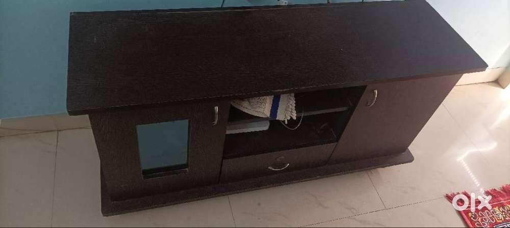 TV unit 48 inch wide 15 inch depth , modular