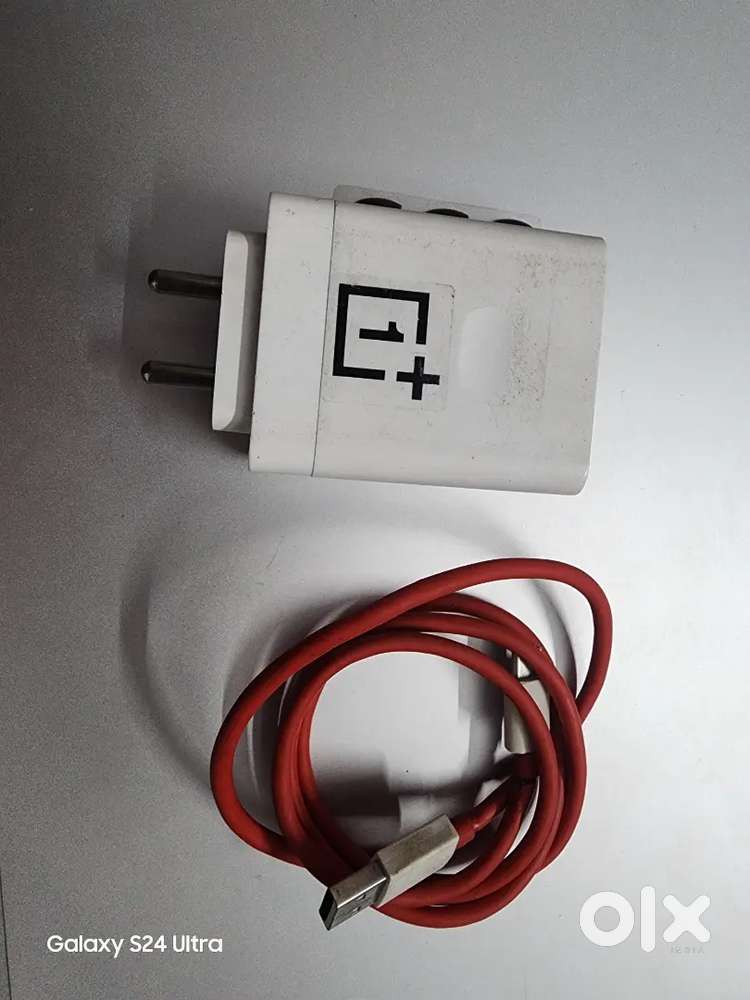 Oneplus 100 Watt Charger & Cable