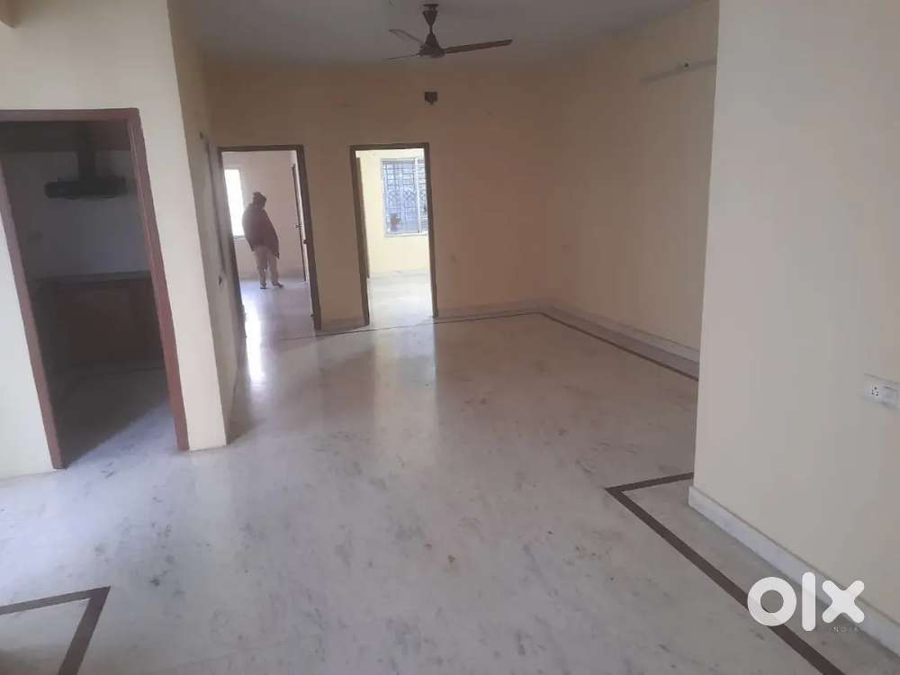 BIG OFFICE SPACE RENT IN NEAR DUMDUM METRO STATION