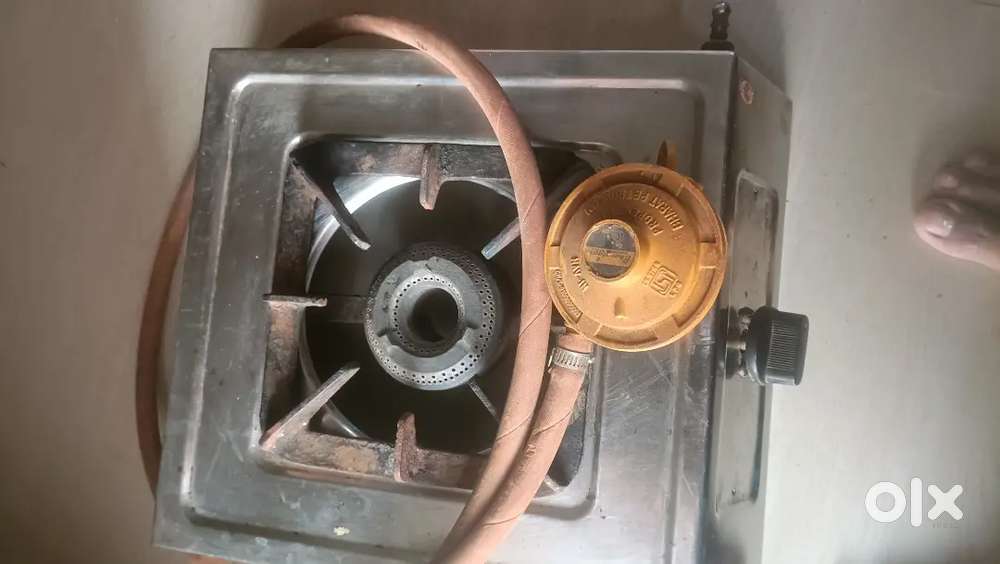 Single Stove/5KG Gas and Bharat Gas regulator and pipe for sell