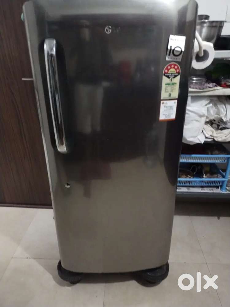 LG Refrigerator 200L
