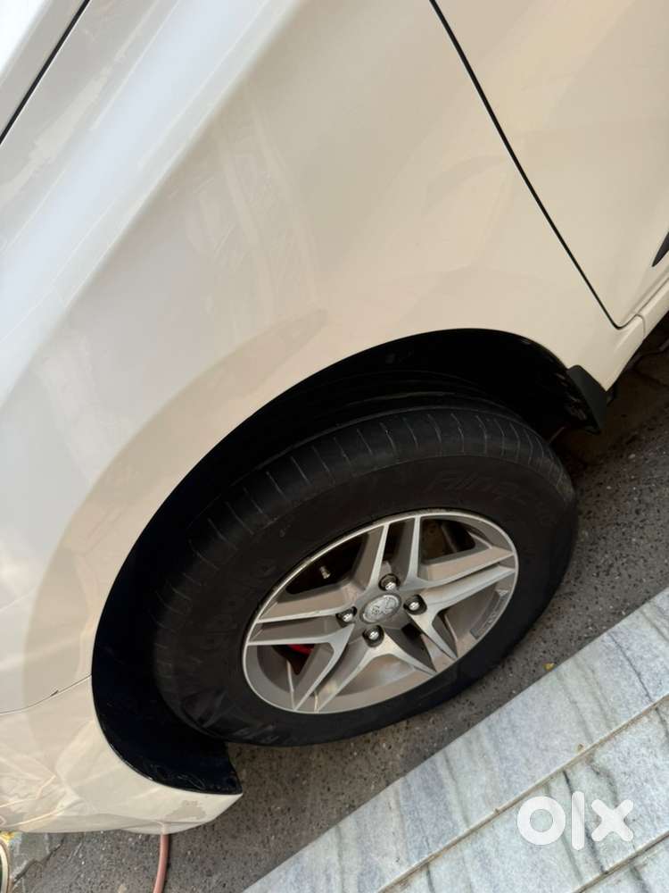 Hyundai i20 2016 very good confition VIP Number