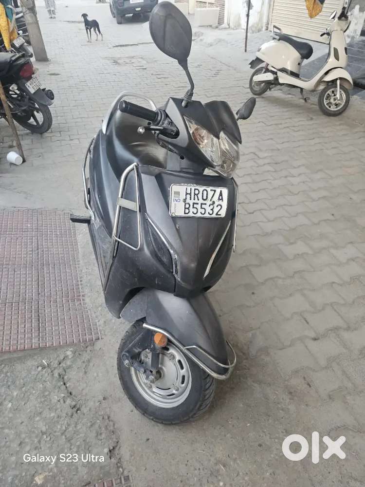 Activa 5g in good condition