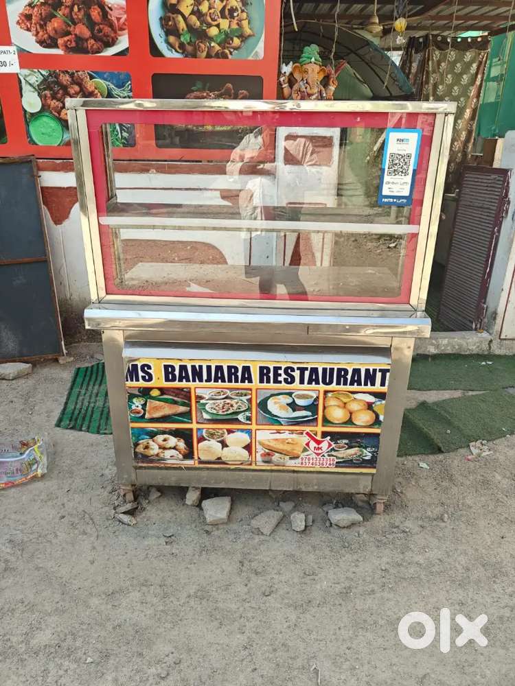 Commercial tiffins counter