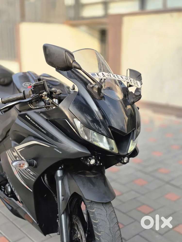 YAMAHA R15 V3 ABS SINGLE OWNER IN PRISTINE CONDITION