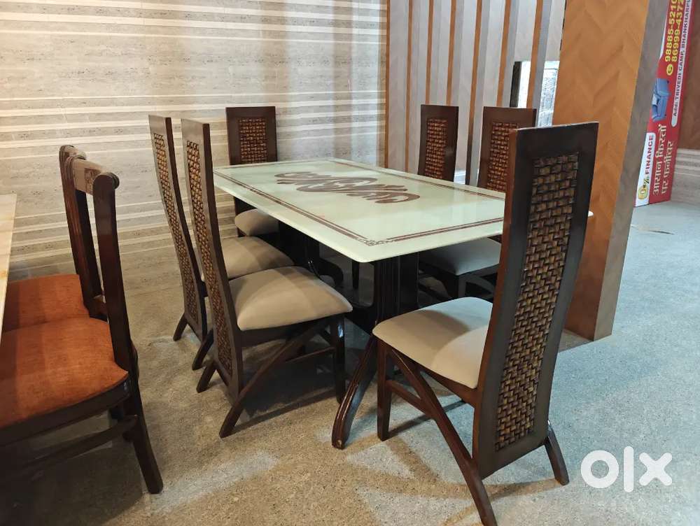 Dining table teak heavy at minimum rates