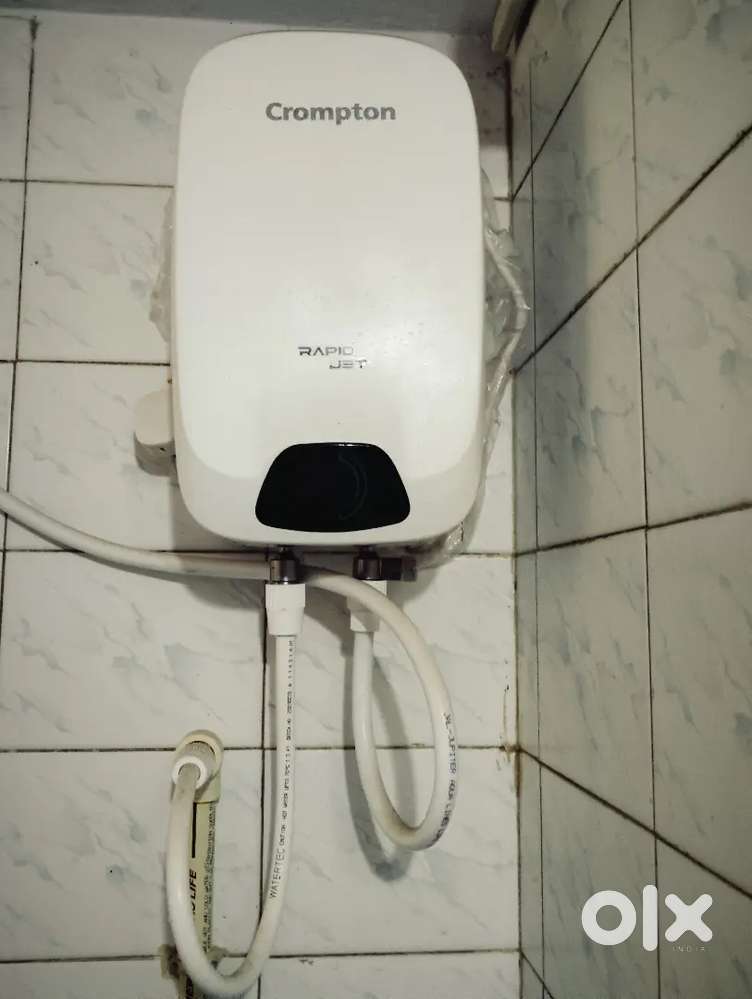 Crompton Rapid Jet 3-L Instant Water Geyser, water heater