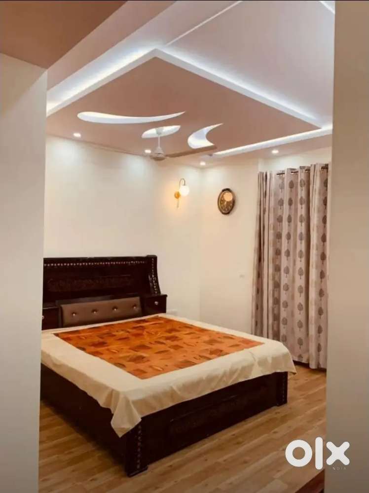 2 bhk fully independent furnished flat near tedhi pulia chauraha