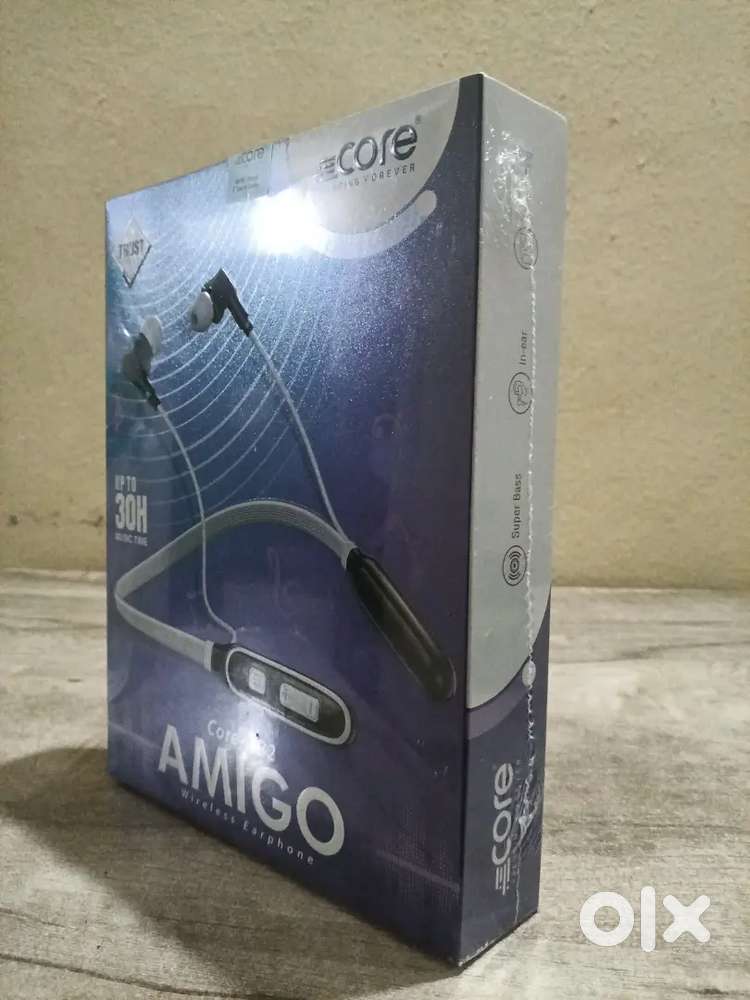 AMIGO WIRELESS EARPHONE