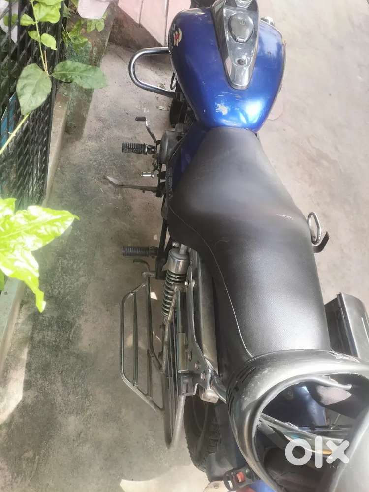 Am selling my avenger 220cc bike