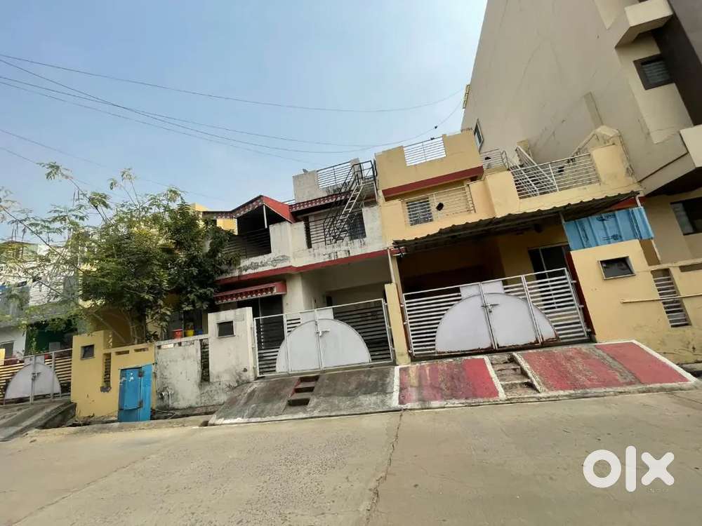 Rent duplex house femily girls