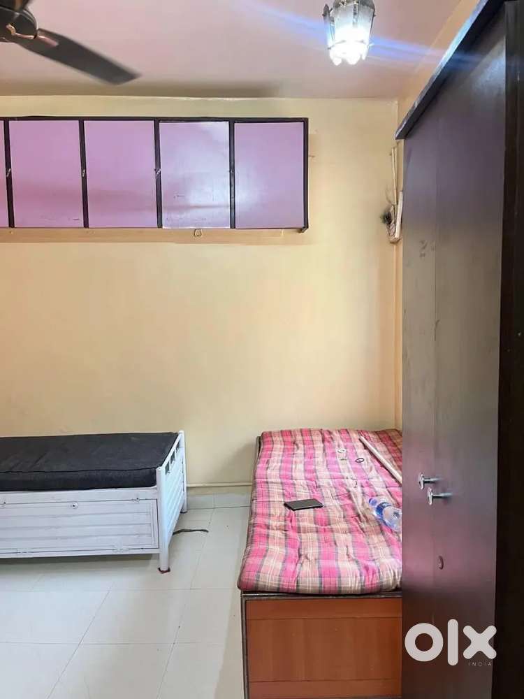 Flat Vacancy available in Patrya Maruti on Bed basis