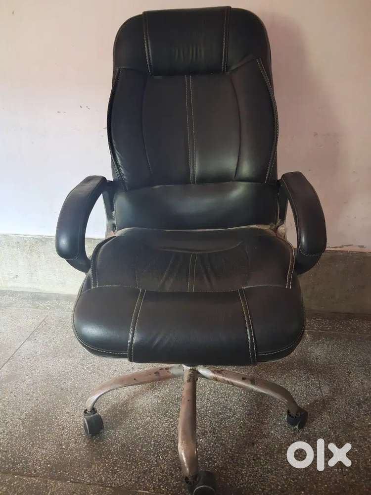Office chair in very good condition