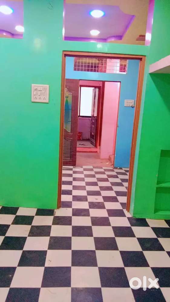 All paper clear oil paint pop TV cabinet niche ek shop me space bhi h