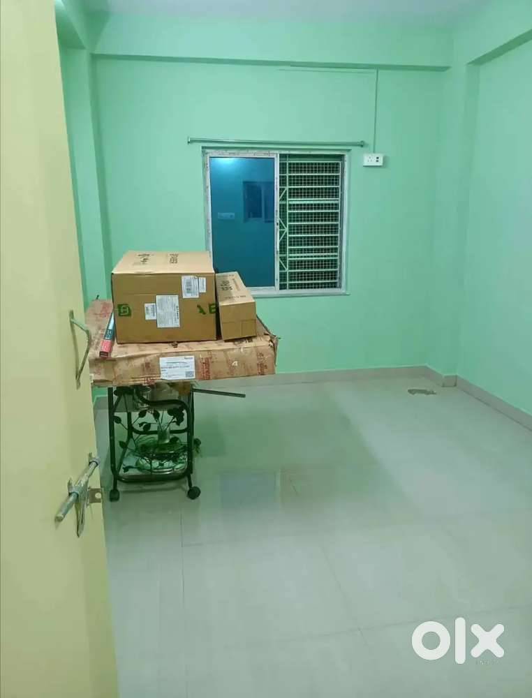 Single Room Office Place Available for rent in Dum Dum Metro.