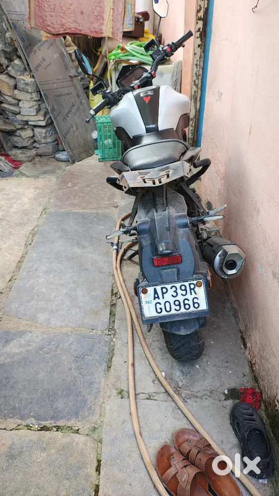 Single hand maintain