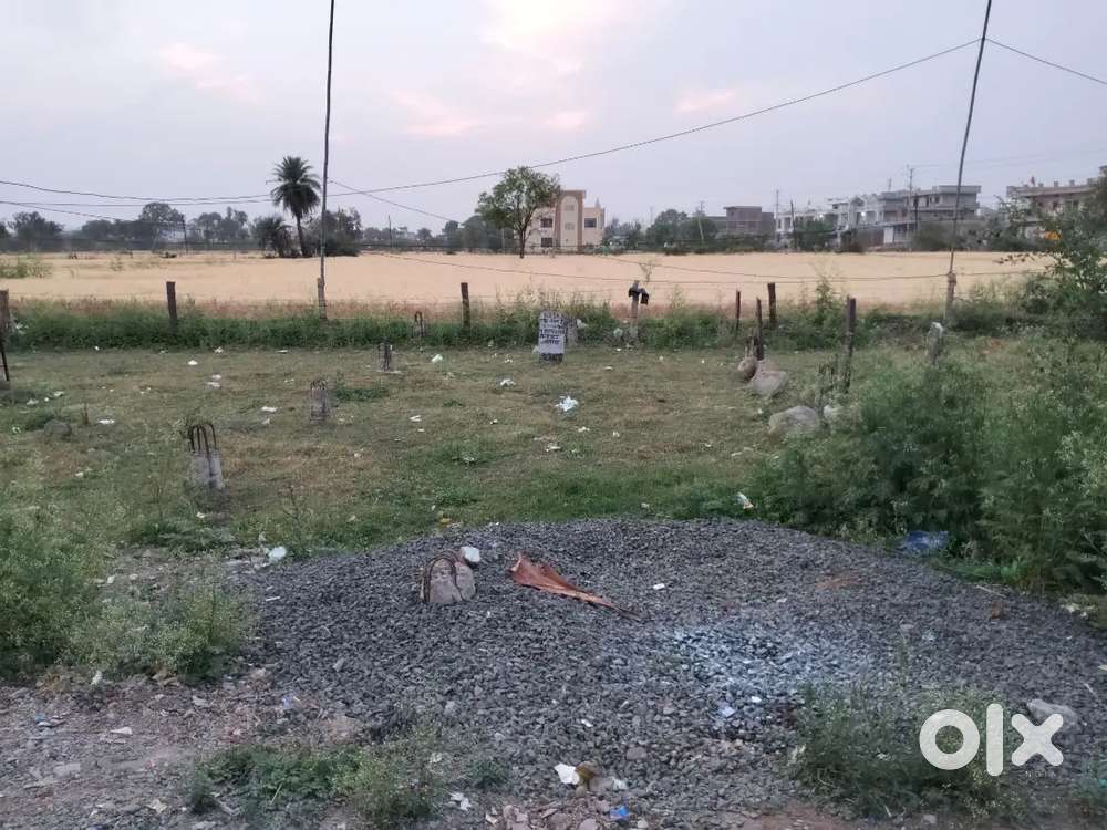 900sq feet plot for sale in fully developed colony