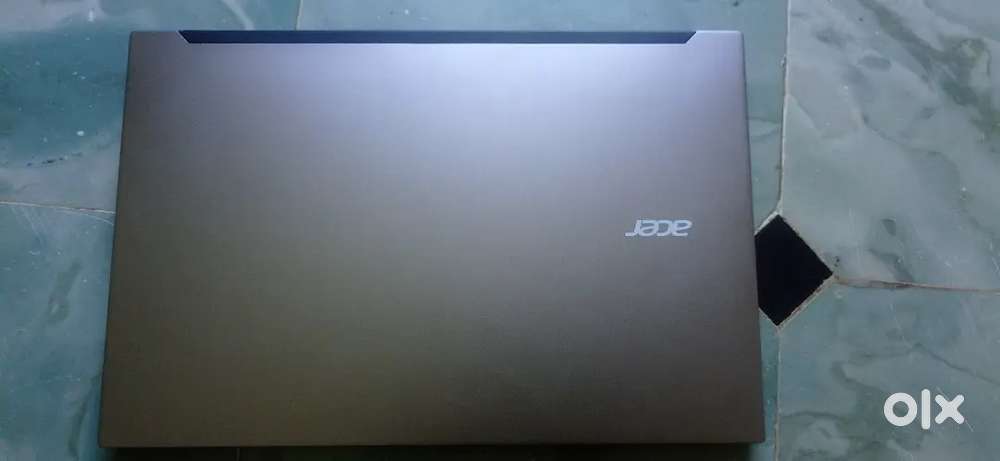In very good condition(koni one year aindhi movies chdanike use chesa)