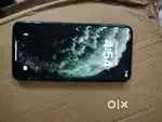 Apple 11 pro max sale /exchange only upper model