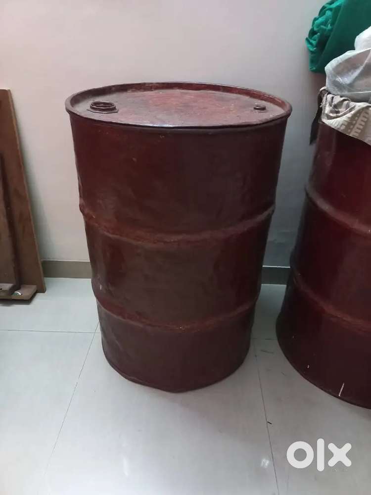 Storage containers for sale Rs 1000 each