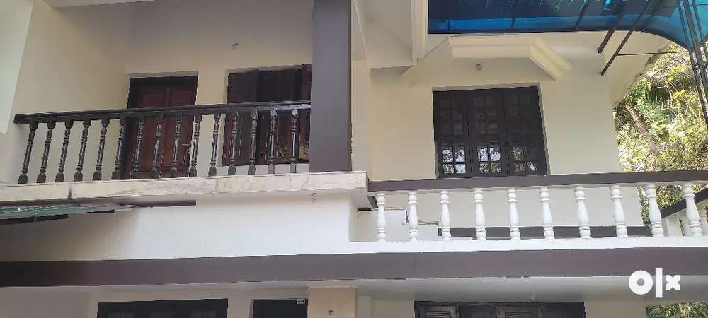 House 1st floor at navodaya kakkanad
