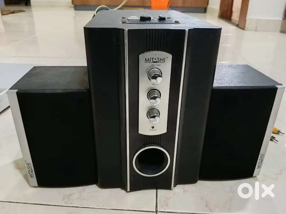 Speaker and CD player