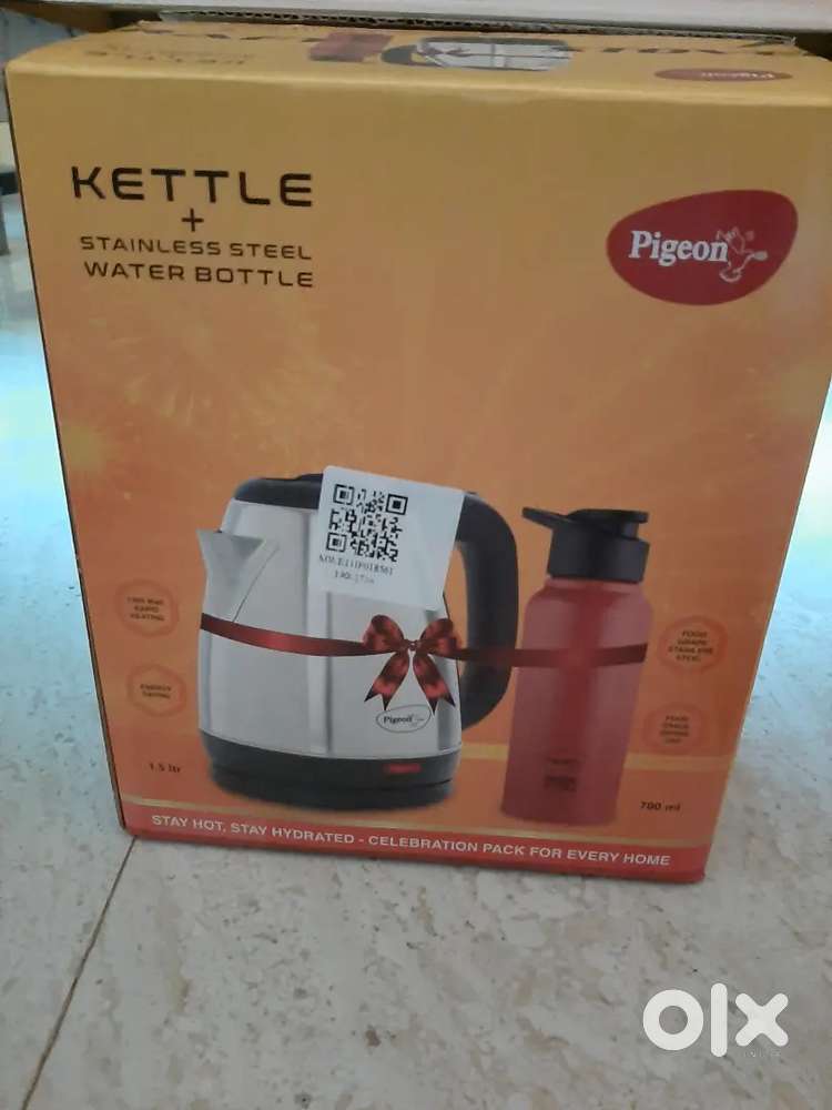 Pigeon kettle and flask