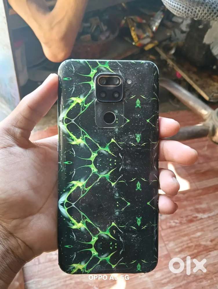 Glass tuta hua hai