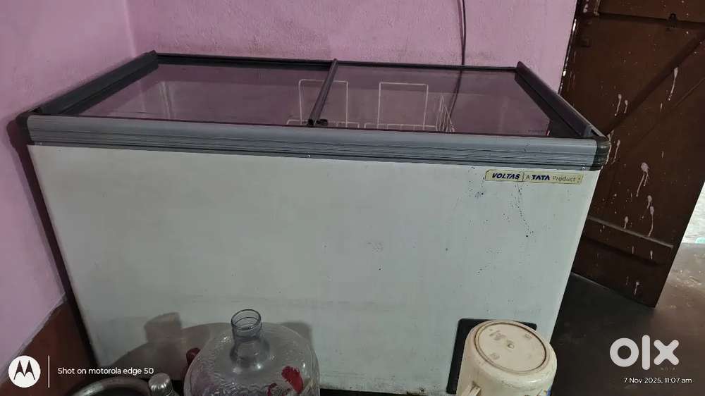 TATA VOLTAS DEEP FREEZER