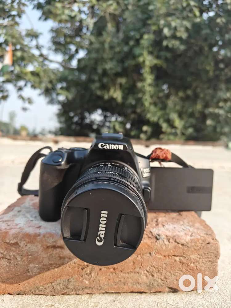 Canon mark 200d_3,600