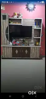 Tv show case