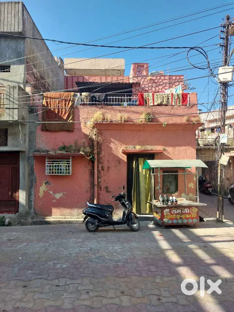 150 gaj with 1 bhk with 5 rooms in main market location