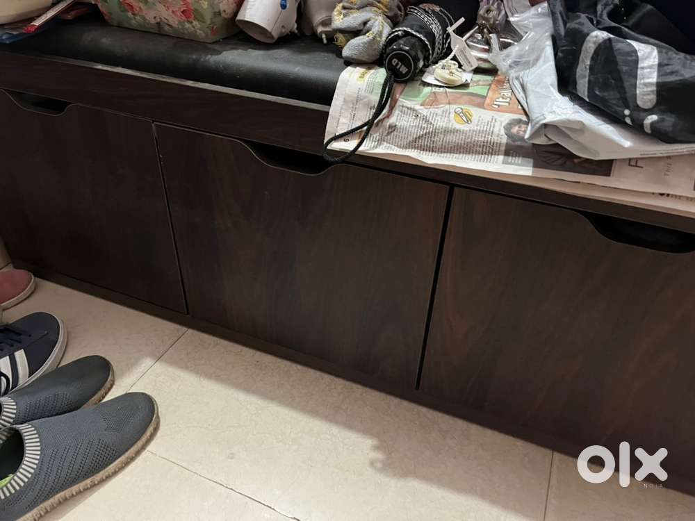 Sofa single 2 units and Nice Shoe shelf with seat