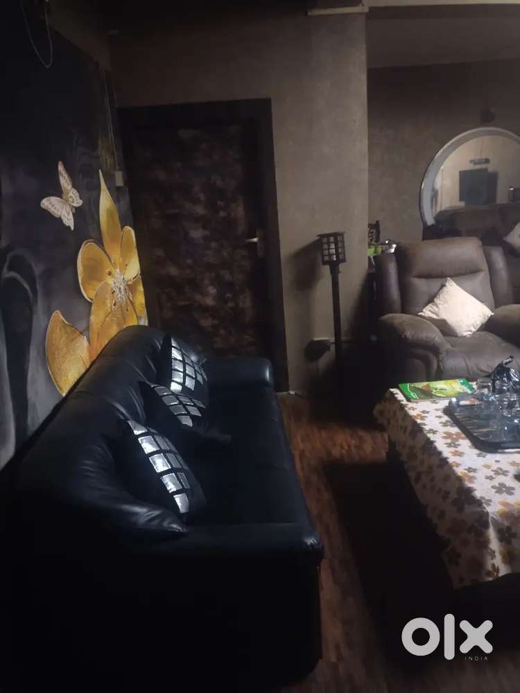55Lacs -3BHK+1 Servant Room With Bathrooms and Front Side Balcony