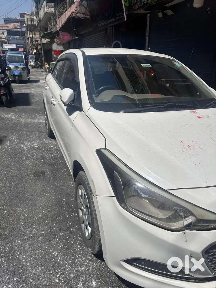 Hyundai Elite i20 2017 Petrol 31000 Km Driven