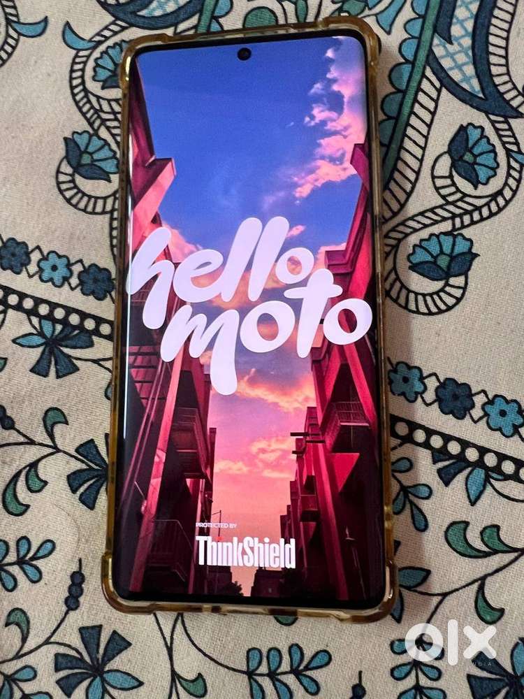 Motorola edge 50 pro 12/256 GB