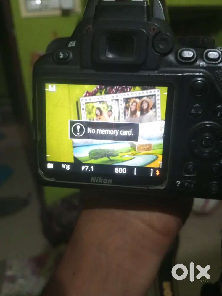 Nikon D3500 urgent sell