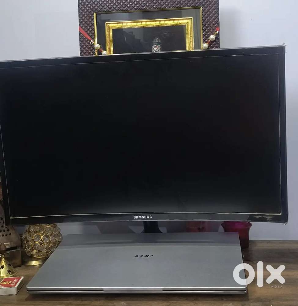 Samsung brand new curved monitor