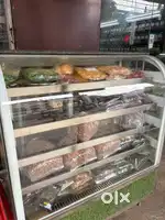 COMMERCIAL FRIDGE IN TOP QUALITY FOR SALE
