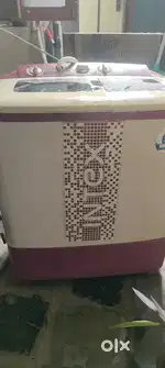 Intex semi automatic washing machine
