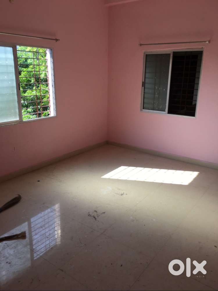 2-3 bedroom flat for Rent  behind DAV School Bariyatu